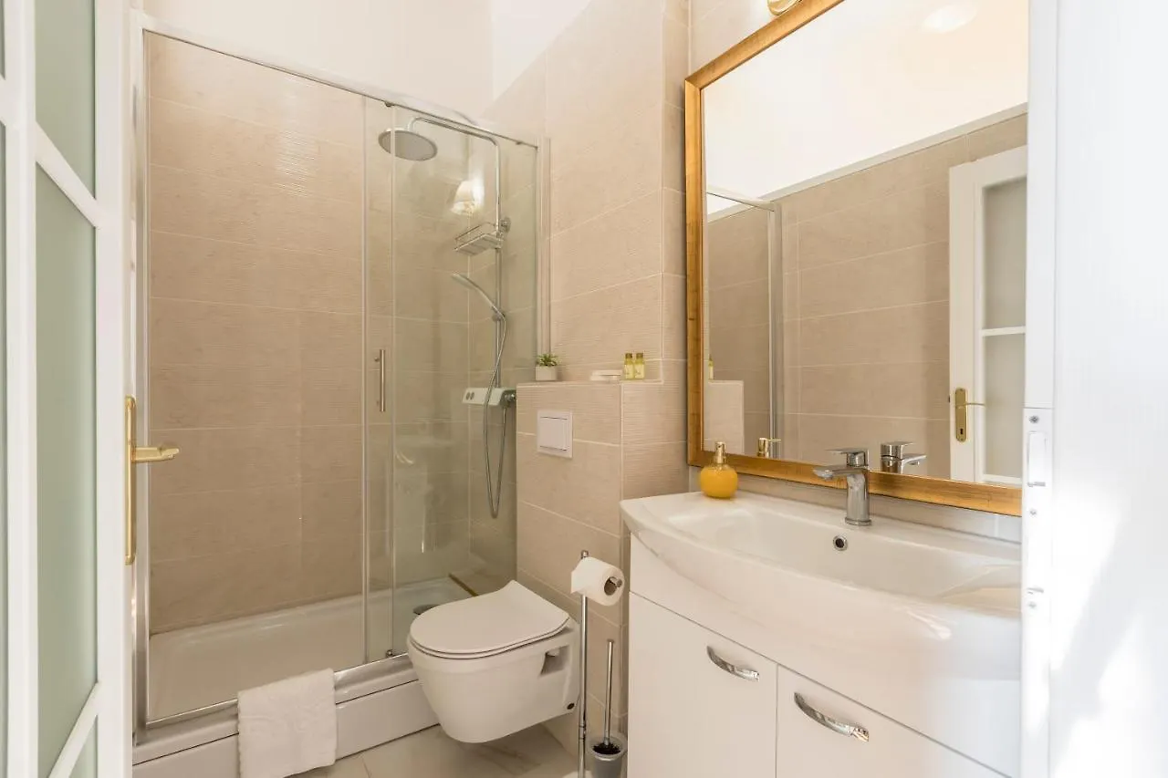 Olivia Luxury Rooms Сплит Отель типа 